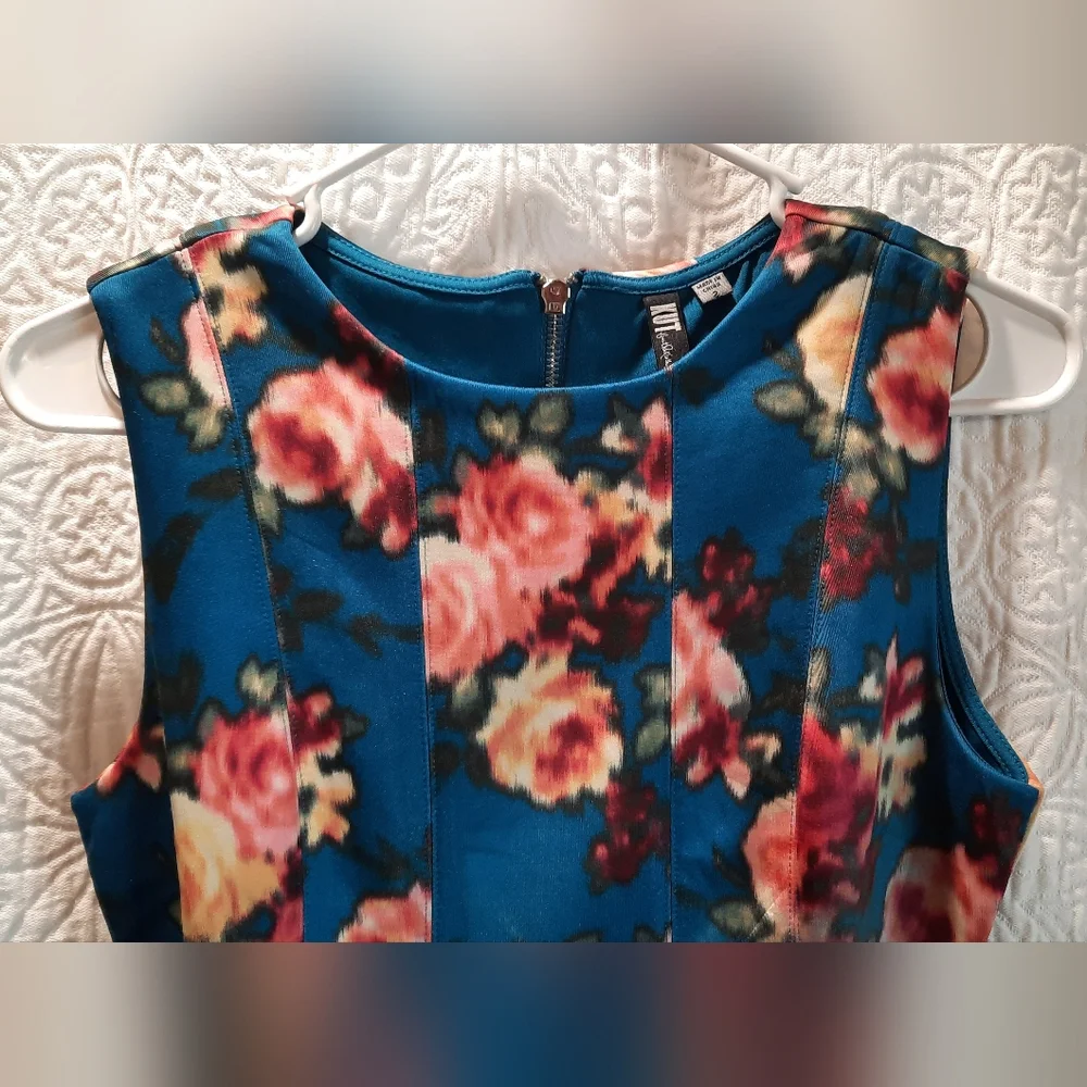 Kut From The Cloth Dress Womans 2 Blue Floral Sleeveless Formal Party Whimsical - Picture 3 of 13
